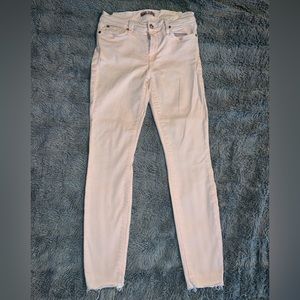 7 for all mankind. Women’s size 28. Light pink jean ankle skinny.